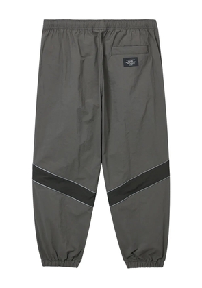 Alpha Industries panelled cuffed trousers - Grey