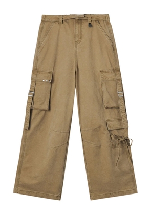 Musium Div. cargo-pockets logo-patch trousers - Neutrals
