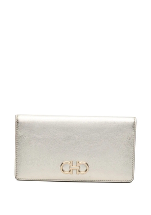 Ferragamo Gancini zip-fastwning wallet - Gold