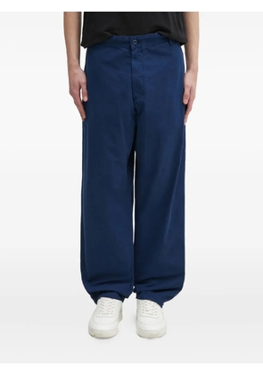Carhartt WIP logo-patch trousers - Blue