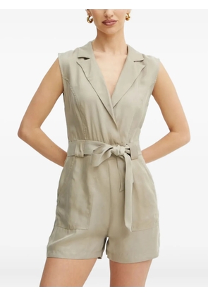 GUESS USA notched-collar belted playsuit - Neutrals