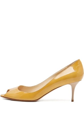 Jimmy Choo Pre-Owned 70mm Evelyn patent-leather pumps - Yellow