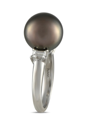 LB Exclusive platinum pearl and diamond ring - Silver