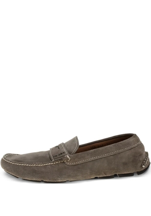 Prada Pre-Owned suede loafers - Green