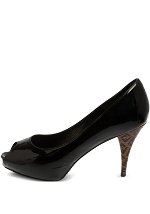 Fendi Pre-Owned 100mm Zucca-print patent leather pumps - Black
