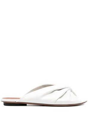 L'Autre Chose twist front leather sandals - White