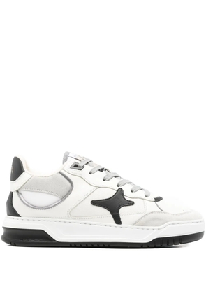 Ama Brand star-appliqué sneakers - White