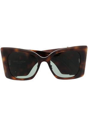 Saint Laurent Eyewear cat eye-frame sunglasses - Brown