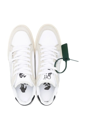 Off-White Off Court 5.0 logo-patch sneakers