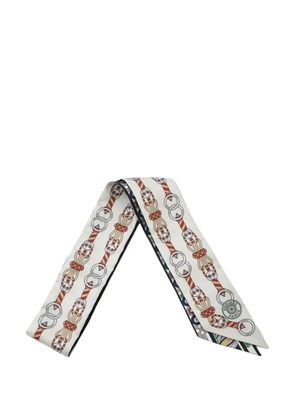 Hermès Pre-Owned 2022 Harnais En Rosace Silk Twilly Scarf scarves - White