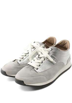 Hermès Pre-Owned metallic-effect suede-leather sneakers - Silver