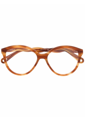 Chloé Eyewear wave-arm round tortoiseshell glasses - Brown