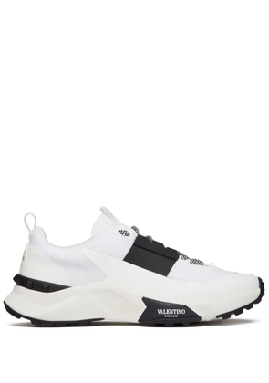 Valentino Garavani True Act panelled sneakers - White