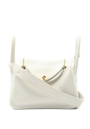 Hermès Pre-Owned 2023 mini Lindy shoulder bag - White