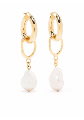 Mounser 14kt yellow gold-plated Object Found freshwater pearl earrings - White