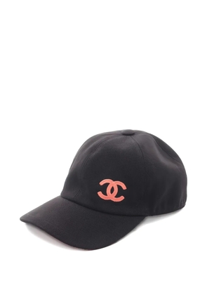 CHANEL Pre-Owned 1986-1988 embroidered coco mark cap - Black