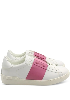 Valentino Garavani Pre-Owned 2010s Rockstud panel sneakers - White