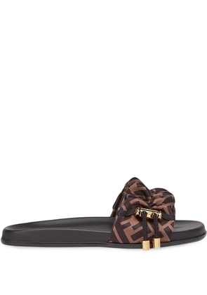 FENDI toggle-fastening FF-logo slides - Brown
