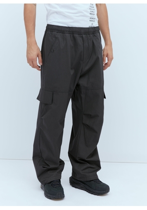 Moncler Logo Patch Cargo Pants - Man Pants Khaki Xl