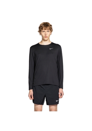 NIKE MAN BLACK T-SHIRTS & TANK TOPS