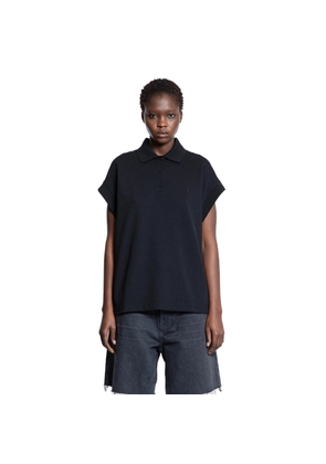 Cassandre Polo in Piqué