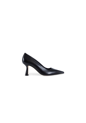 Zandra Pumps