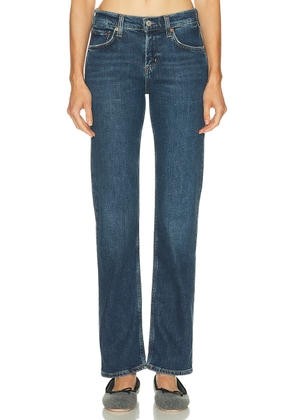 AGOLDE Low Rise Slim Jeans in Slick - Blue. Size 23 (also in 25, 26, 27, 28, 29, 30, 31, 32).