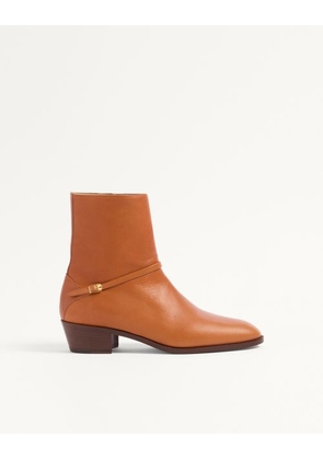 Valentino Garavani Pat Ankle Boot In Kidskin Man ROASTED PECAN 39