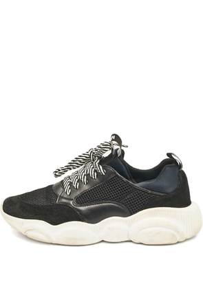 Moschino Pre-Owned leather sneakers - Black