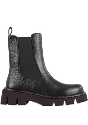 Paloma Barceló textured platform boots - Brown