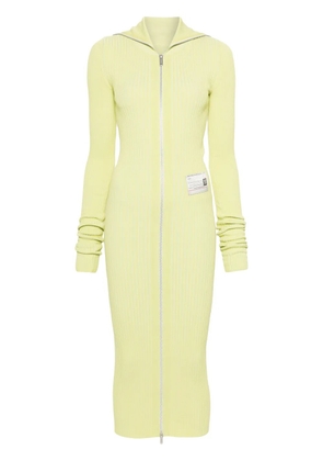 Maison MIHARA YASUHIRO logo-patch midi dress - Yellow