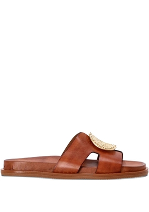 Kotris Sandals medal-embellished leather sandals - Brown