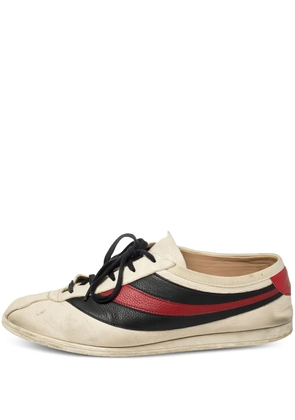 Gucci Pre-Owned Web stripe sneakers - White