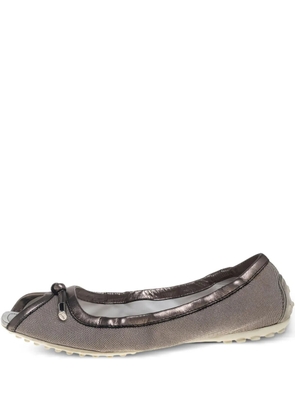 Tod's Vintage canvas ballet flats - Grey