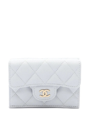 CHANEL Pre-Owned 2021-2025 CC Quilted Caviar Compact Flap Wallet small wallets - Blue
