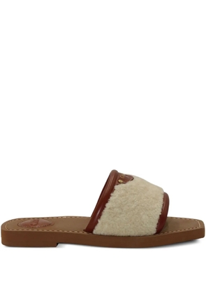 Chloé Vintage shearling flat sandals - Neutrals