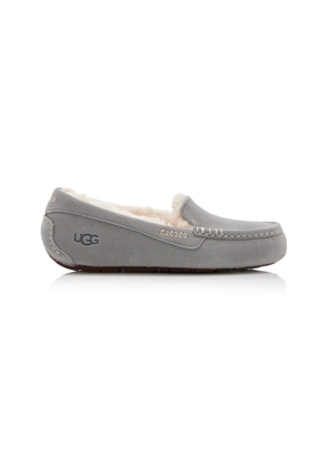 UGG Ansley Sheepskin Slippers - Moda Operandi