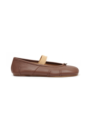 Maison Margiela Tabi Leather Ballet Flats - Moda Operandi