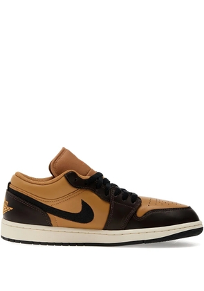 Jordan Air Jordan 1 Low SE sneakers - Brown