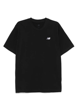 New Balance logo-embroidered T-shirt - Black