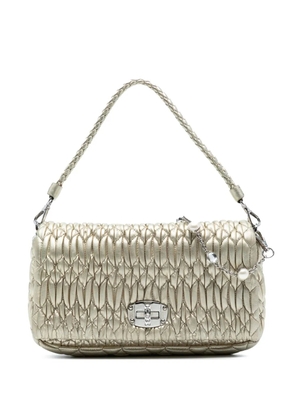 Miu Miu Pre-Owned 2010-2025 Matelasse Nappa Crystal Chain satchel - Gold