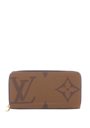 Louis Vuitton Pre-Owned 2019-2025 Monogram Giant Reverse Zippy Wallet long wallets - Brown
