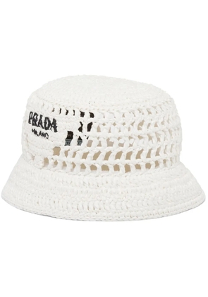 Prada raffia bucket hat - White