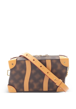 Louis Vuitton Pre-Owned 2022 Monogram Blurry Soft Trunk crossbody bag - Brown