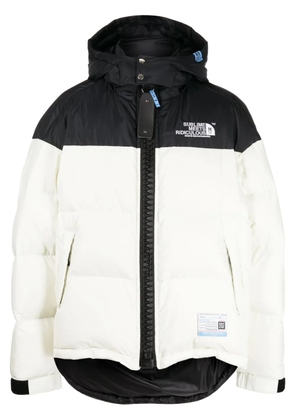 Maison MIHARA YASUHIRO logo-embroidered padded jacket - White