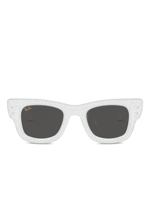 Ray-Ban Wayfarer geometric sunglasses - White