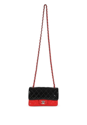 CHANEL Pre-Owned 2019 Flap Bag small quilted shoulder bag - Black