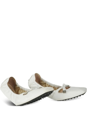 Tod's Vintage leather ballet flats - White