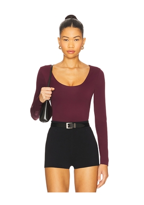 Good American Sculpting Scoop Neck Bodysuit in Burgundy. Size S. Also in L, XL/1X.