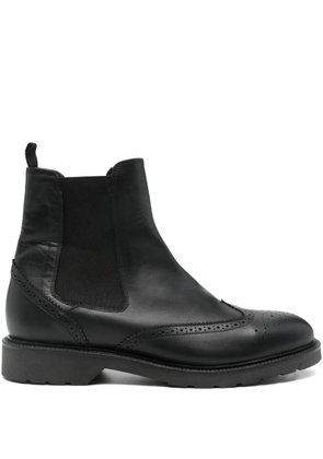 VELA SHOP round-toe boots - Black